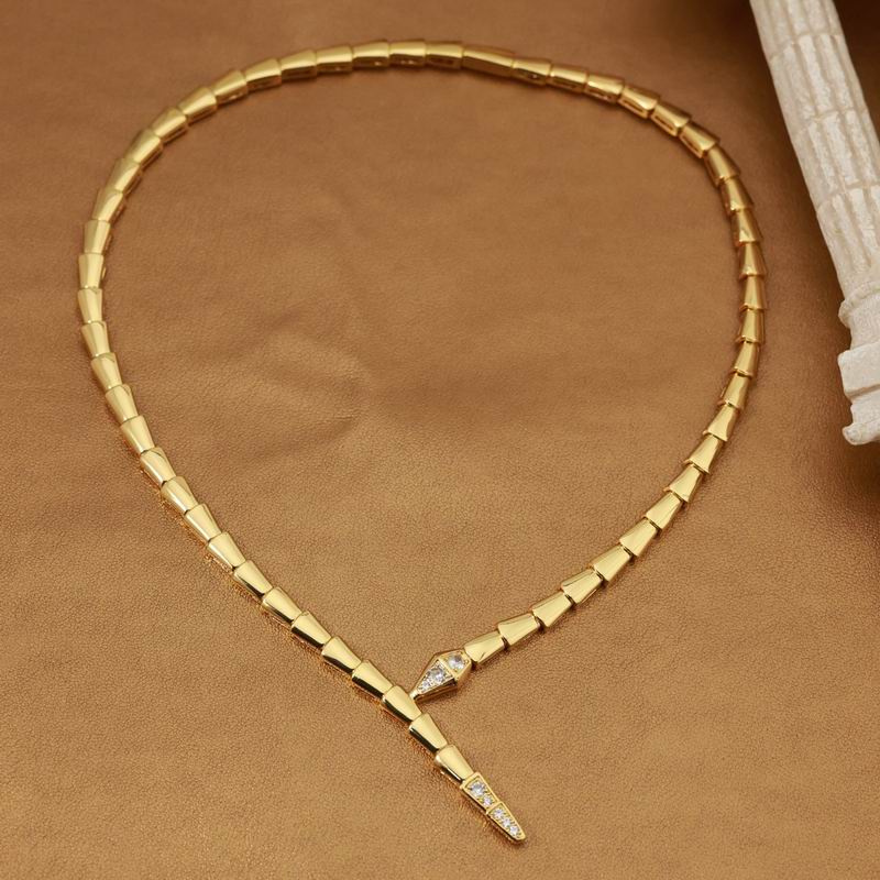 Bvlgari necklace 11yxx17